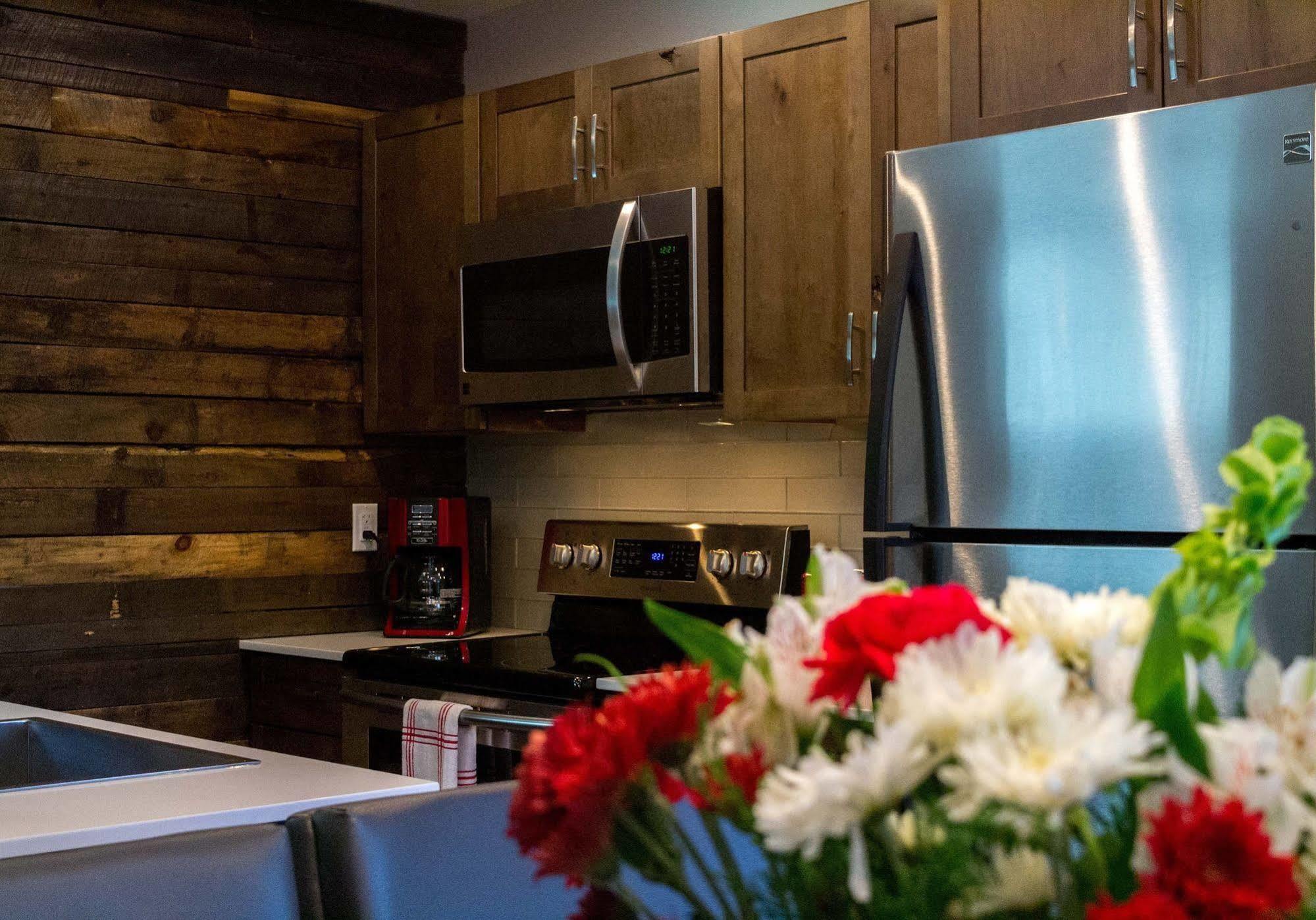 Lake Placid Inn: Residences Экстерьер фото